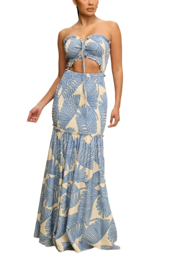 Vestido azul temperamental con estampado de hojas marrones