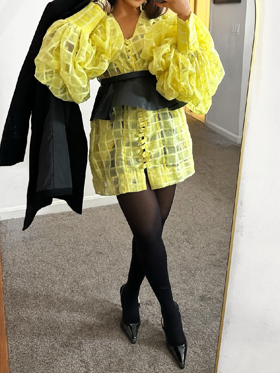 Vestido amarillo elegante