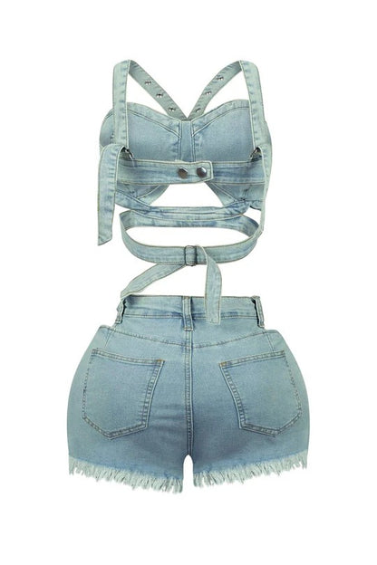 Traje casual sexy de mezclilla elástica lavada con borde deshilachado y pantalones cortos huecos