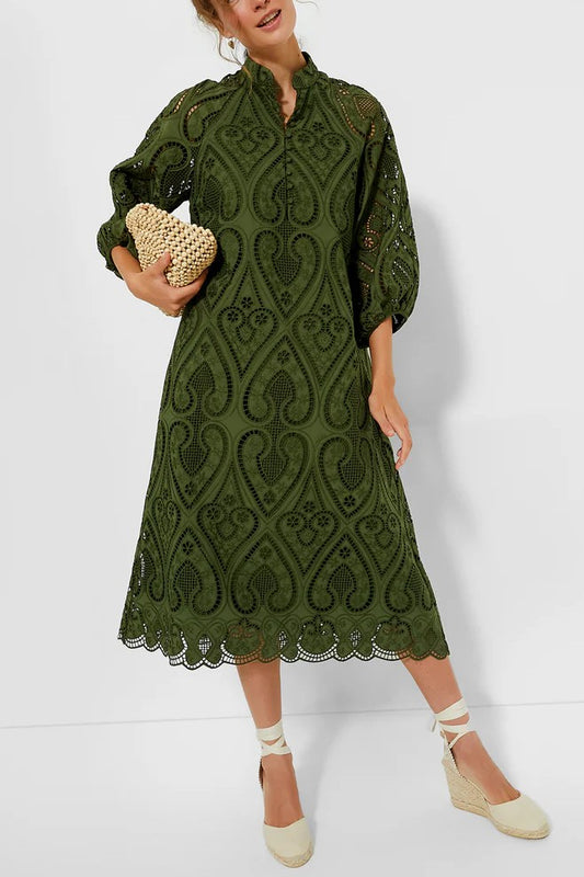Vestido de encaje con cuello mandarín y mangas globo