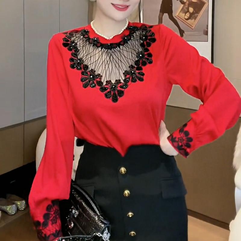 Cute Black Rhinestone Floral Collar Top