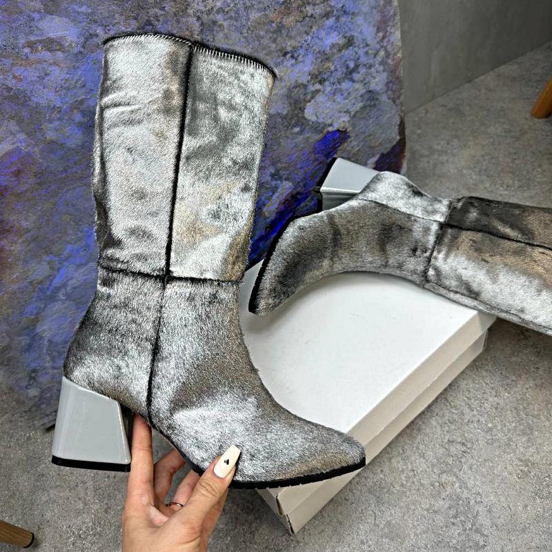 Chic Silver Suede Boots