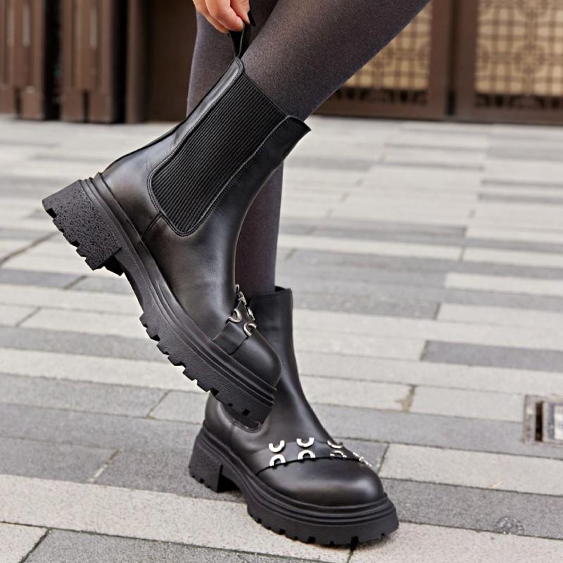 Cute Half-circle Black Leather Boots