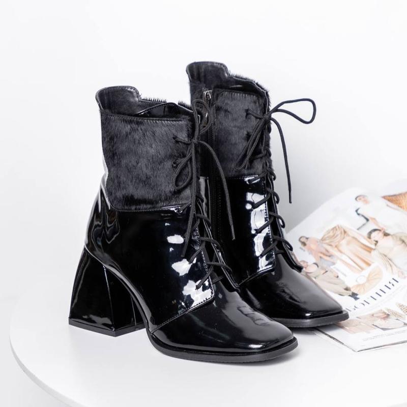 Chic Black Fur Stitched Patent Leather Zipper Boots