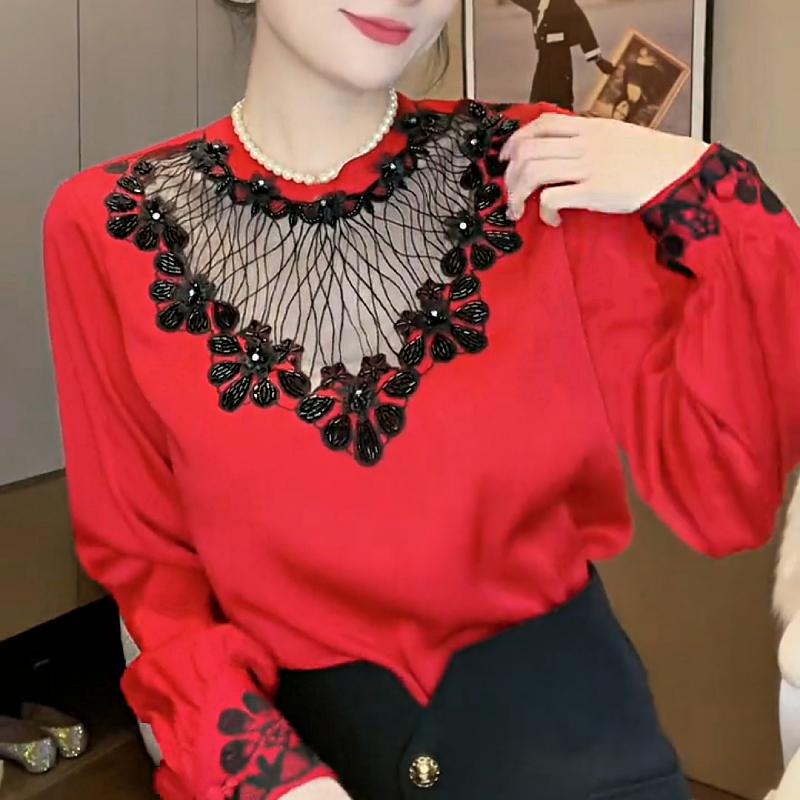 Cute Black Rhinestone Floral Collar Top