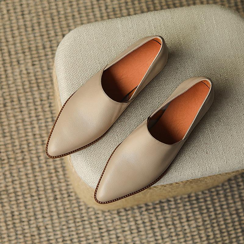 Simple solid color comfortable low heels